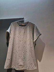 Cute Floral Print T-Shirt