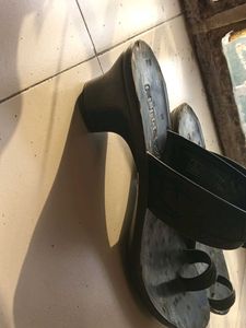 Flite Black Flip Flop Sandals