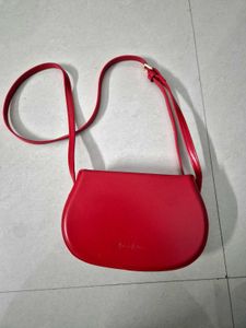 Mast &amp; Harbour Women Solid Sling Bag - Red