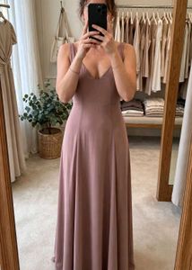Elegant Mauve V-Neck Maxi Dress