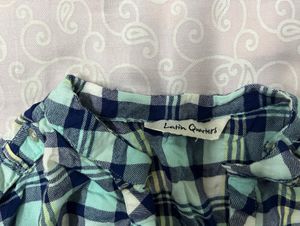 Chic Plaid Button-Up Tunic Top