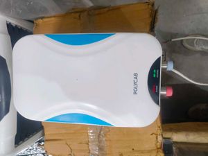 Polycab Intenso 3 Liter  Instant Water Heater