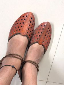 Unique Brown Leather Jutti Sandals