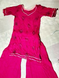 🎀 Pink Kurta Set with Palazzo Pants😍