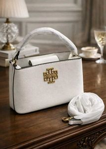 IMPORTED**TORRY BURCH*SLING BAG WD BOX