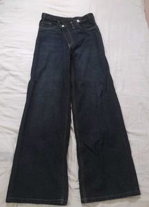 Dark Wash Wide Leg Jeans 🖤