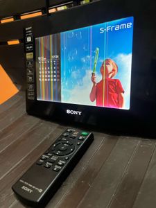 Sony S-Frame Digital Photo Fram