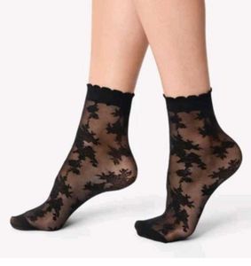 Black Lace Ankle Socks