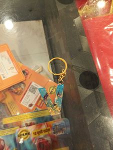 Resin Keychain - Letter V