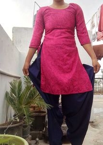Beautiful Pink Kurta Set with Navy Blue Palazzos