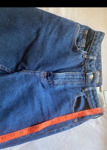 Zara High Waist Mom’s Fit