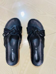 Comfortable Black Bow Sandals