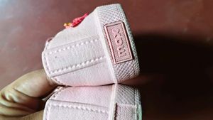 Max Cute Pink Lace-Up Sneakers