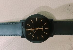 Women's  Analog Watch. Like New. Good Condition.