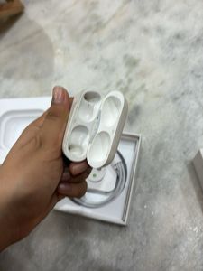 Apple AirPods Pro Case