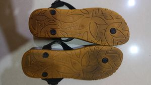 ADDA Sandals Size 7