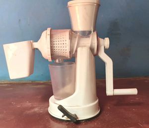 Manual Juicer