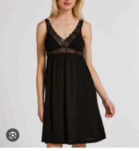 Elegant Black Lace Trim Nightgown