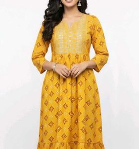 Sale Offer 🥳💰Brand New Trendy Kurti Or Tunic
