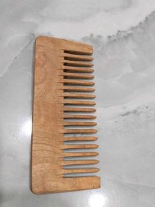 Wooden Comb Set