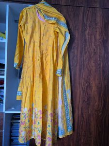 Beautiful Yellow Floral Kurta Set
