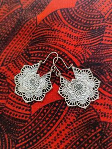 Boho Floral Drop Earrings