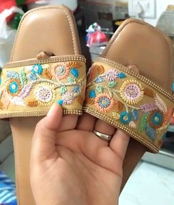 Embroidered Slide Slipper