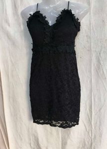 3629. Black net bodycon
