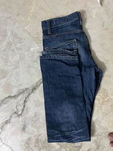Classic Blue Denim Jeans Orignal brand 30 si900