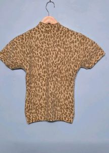 Leopard Print Knit Top