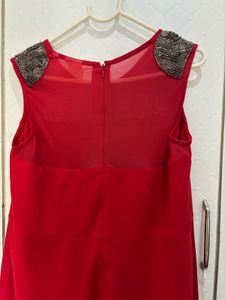 Chic Red Sequin Shoulder Dress