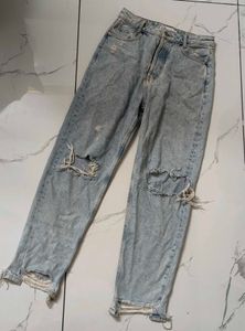 Ripped Baggy Jeans - ZARA