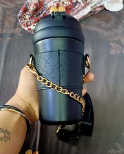 SIGNORAWARE Stylish tumbler with chain Strap