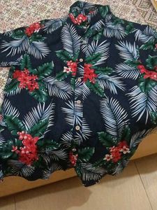 Men's Tropical Print Button-Up Shirt