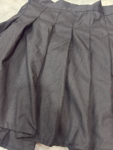 Black Pleated tailored Mini Skirt