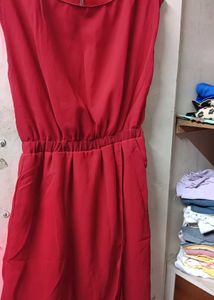 Chic Red Sleeveless Dress
