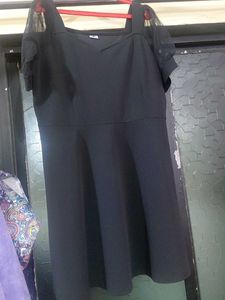 Elegant Black Sheer Sleeve Dress