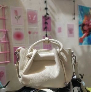 cream bag .