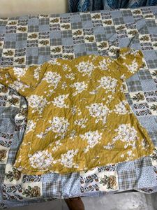 Floral Print Mustard Top