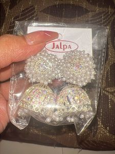 White pearl jhumka 🦢✨