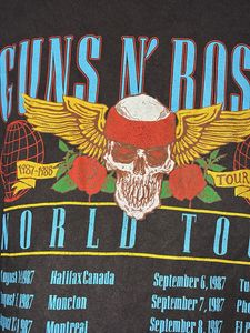 H&amp;M Guns N' Roses Graphic T-Shirt