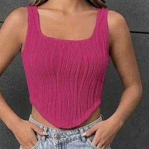Chic Pink Ribbed Cropped Top