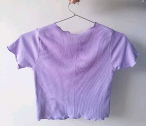 Ribbed Lettuce Trim Crop Top