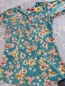 Beautiful Floral Print short Kurti
