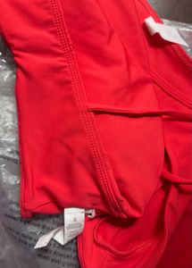 Red Athleisure Set 2 piece ( DFYNE)