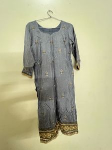 Elegant Grey Embroidered Kurta
