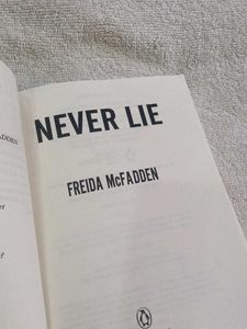 Never Lie by Freida McFadden