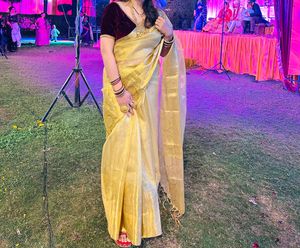 Urgent Sale ❗❗Tissue Gold Saree