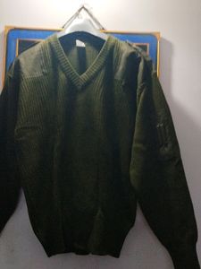 Men Sweater.... Without Used..
