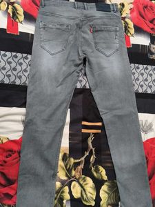 Men's Grey Denim Jeans